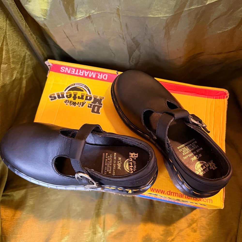 Dr. Martens Black T-Bar Buckle Leather Mary Jane’s - Picture 7 of 8